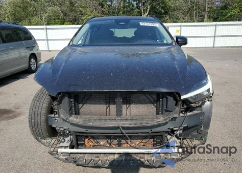 2022 Volvo Xc60 B5 Momentum z USA, uszkodzony, nr VIN YV4L12RKXN1004050